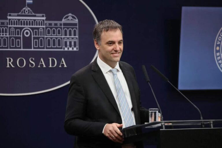 El Gobierno evalúa pedir la destitución de los legisladores con causas judiciales