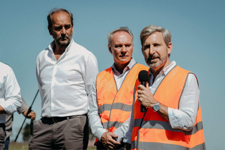Rogelio Frigerio lanzó el plan de recuperación de rutas entrerrianas