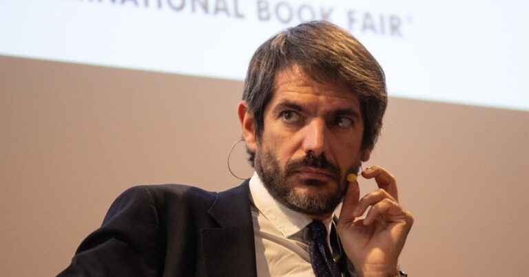 Urtasun afirma que la sociedad valenciana juzgará a Mazón y llama a evitar la confrontación política e institucional