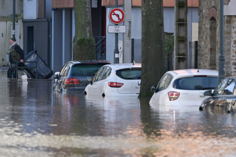 Cientos de evacuados por las inundaciones en Bretaña, en espera de otro frente de lluvias