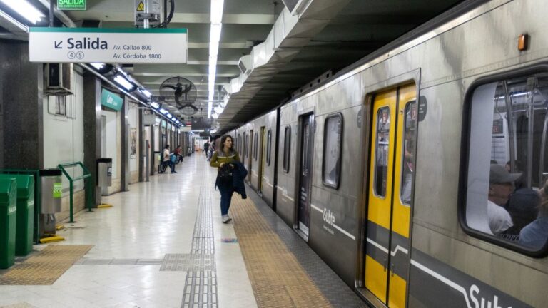 Tras su renovación integral, reabrirá la estación de subte Scalabrini Ortiz