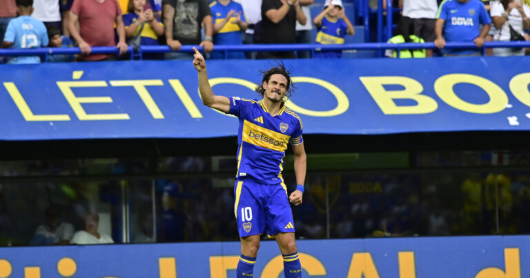 Fin de la brujería: después de la «limpieza», Cavani volvió al gol y se lo dedicó a la gente