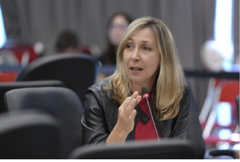 Bregman: El Ministerio de la provincia deja que Georgalos incumpla la conciliación obligatoria