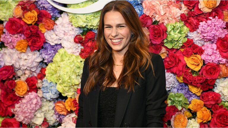 Ana Nogueira, guionista de «Supergirl», escribirá la próxima película de «Wonder Woman»