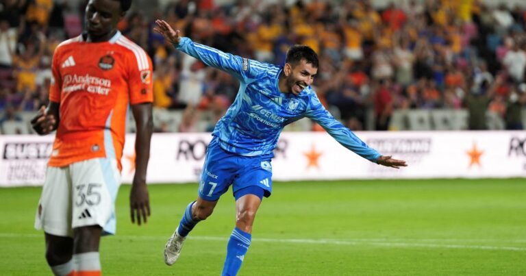 Ángel Correa brilló con un doblete en Tigres y fue la gran figura en la goleada ante Houston Dynamo por la Leagues Cup