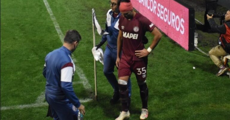 La dura lesión que sufrió Ronaldo Dejesús tras el choque de cabezas en Lanús vs Huracán: no jugará hasta el año próximo