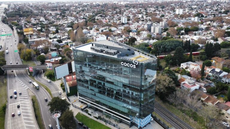 COCOS adquiere un banco argentino para ampliar su oferta de productos financieros