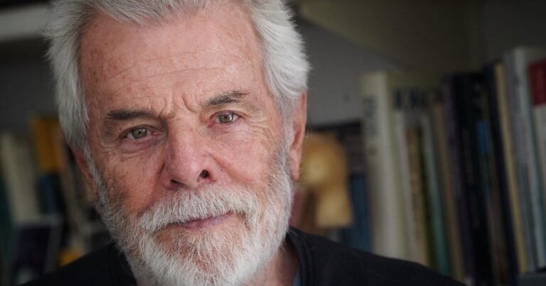 Víctor Laplace a los 81: la vida sana y austera de un picaflor retirado que sólo quiere actuar