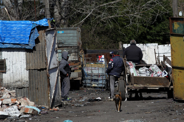 Para no ser pobre:$1.149.353
