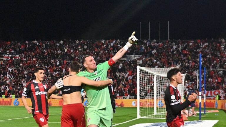 River recibe a San Martín (SJ) en el Monumental: Gallardo mueve el tablero