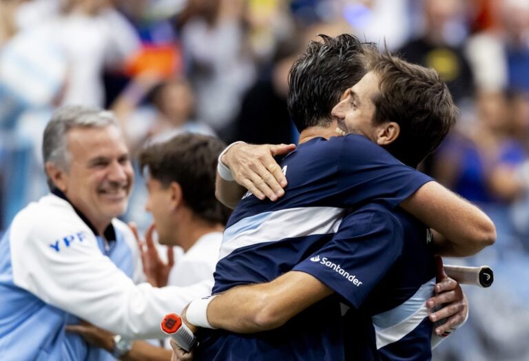 Copa Davis: Argentina superó a Países Bajos y jugará la definición en Italia