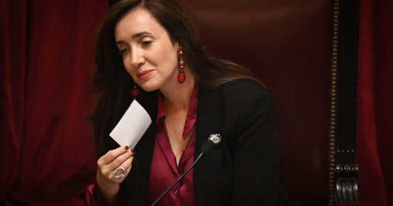 Recortes anti Villarruel, Cristina espera a Kicillof y Macri pidió cortar con la interna