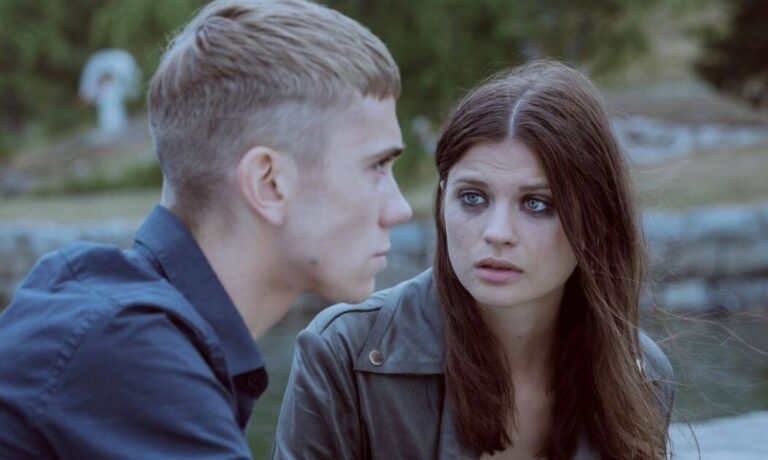 Qué ver en Netflix: la miniserie de 6 episodios que causó un enorme revuelo en la crítica del público