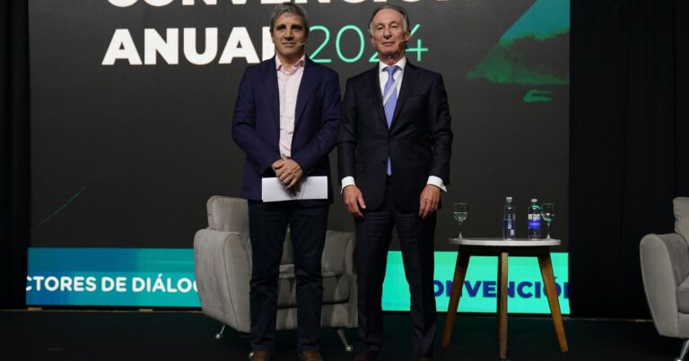 Los empresarios festejaron sin Milei, atentos a una promesa oficial y con dudas sobre los créditos en dólares