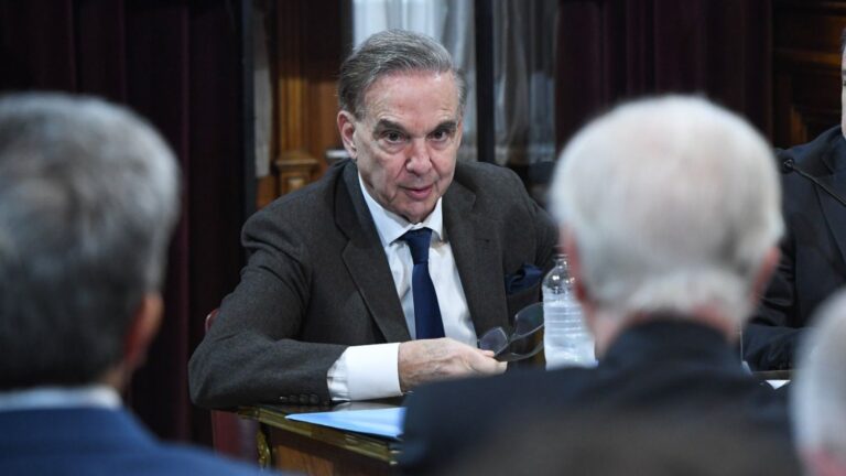 De traidor a héroe? Pichetto propone un frente nacional con CFK y los gobernadores cómplices del ajuste